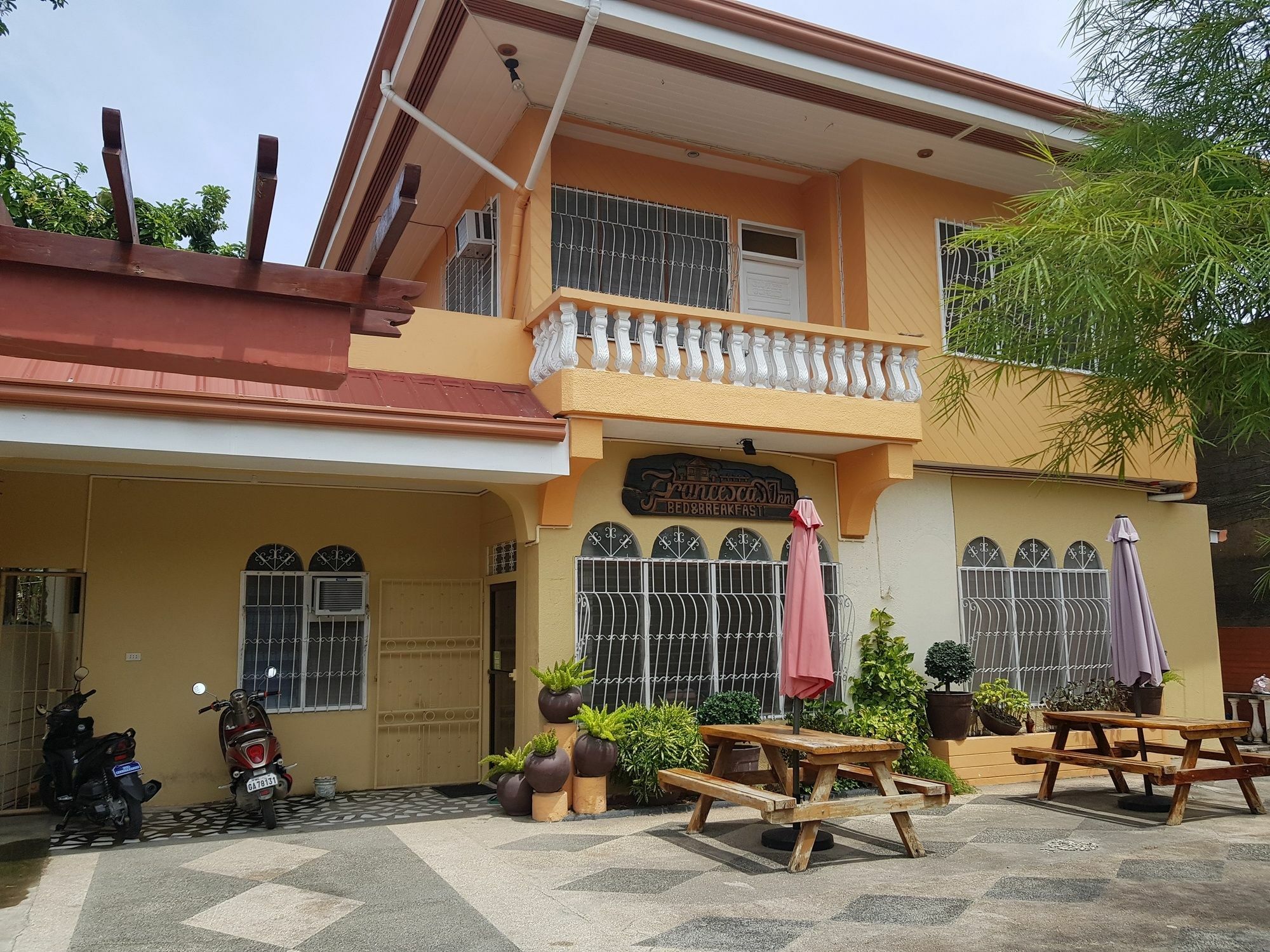 Francesca'S Inn Tagbilaran Exteriér fotografie